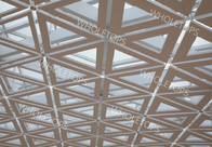 Painel de teto 3003 de alumínio dado forma especial do triângulo para o terminal de aeroporto